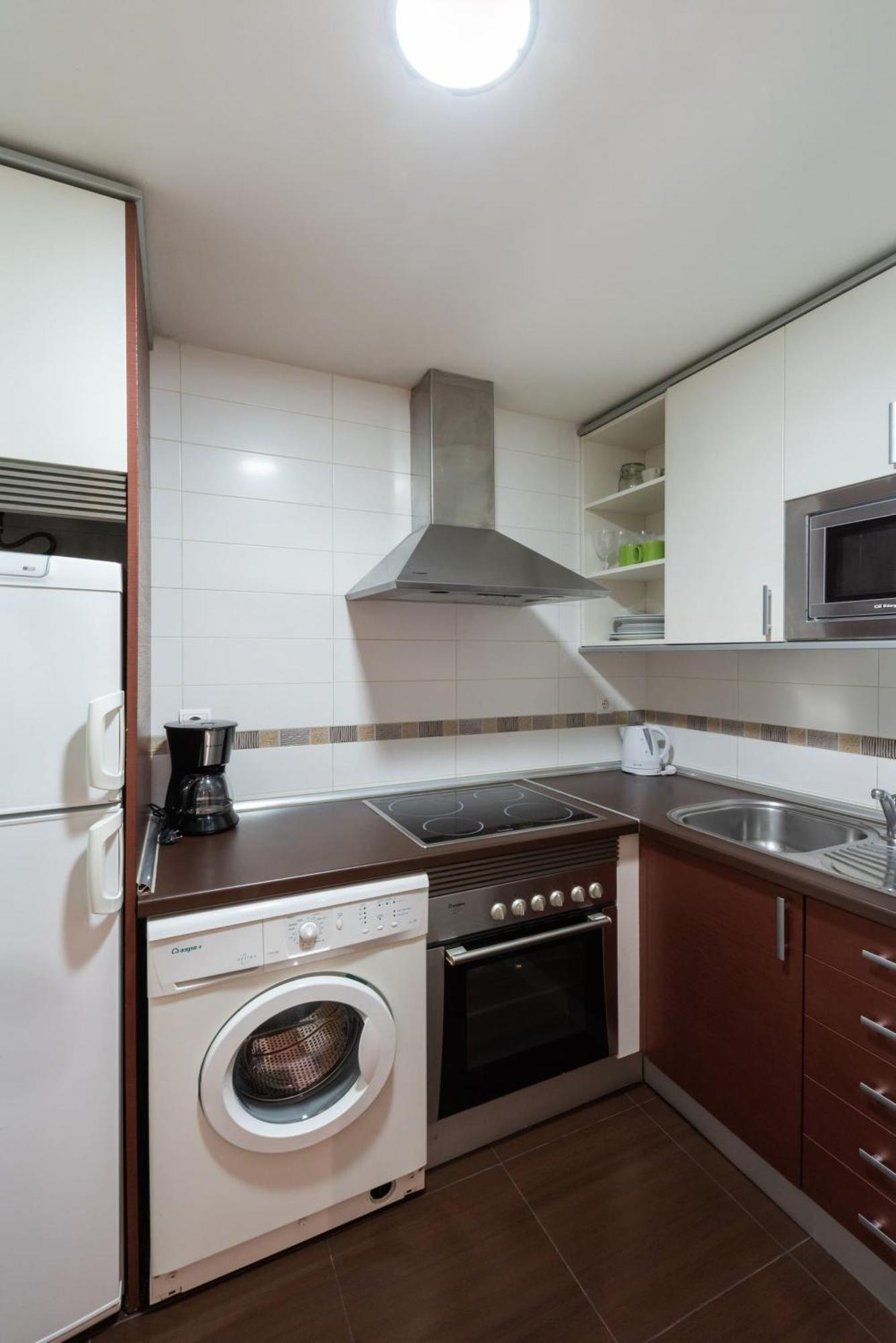 Apartamentos Day Madrid San Antonio Centro Gran Via Sol Malasana Eksteriør billede