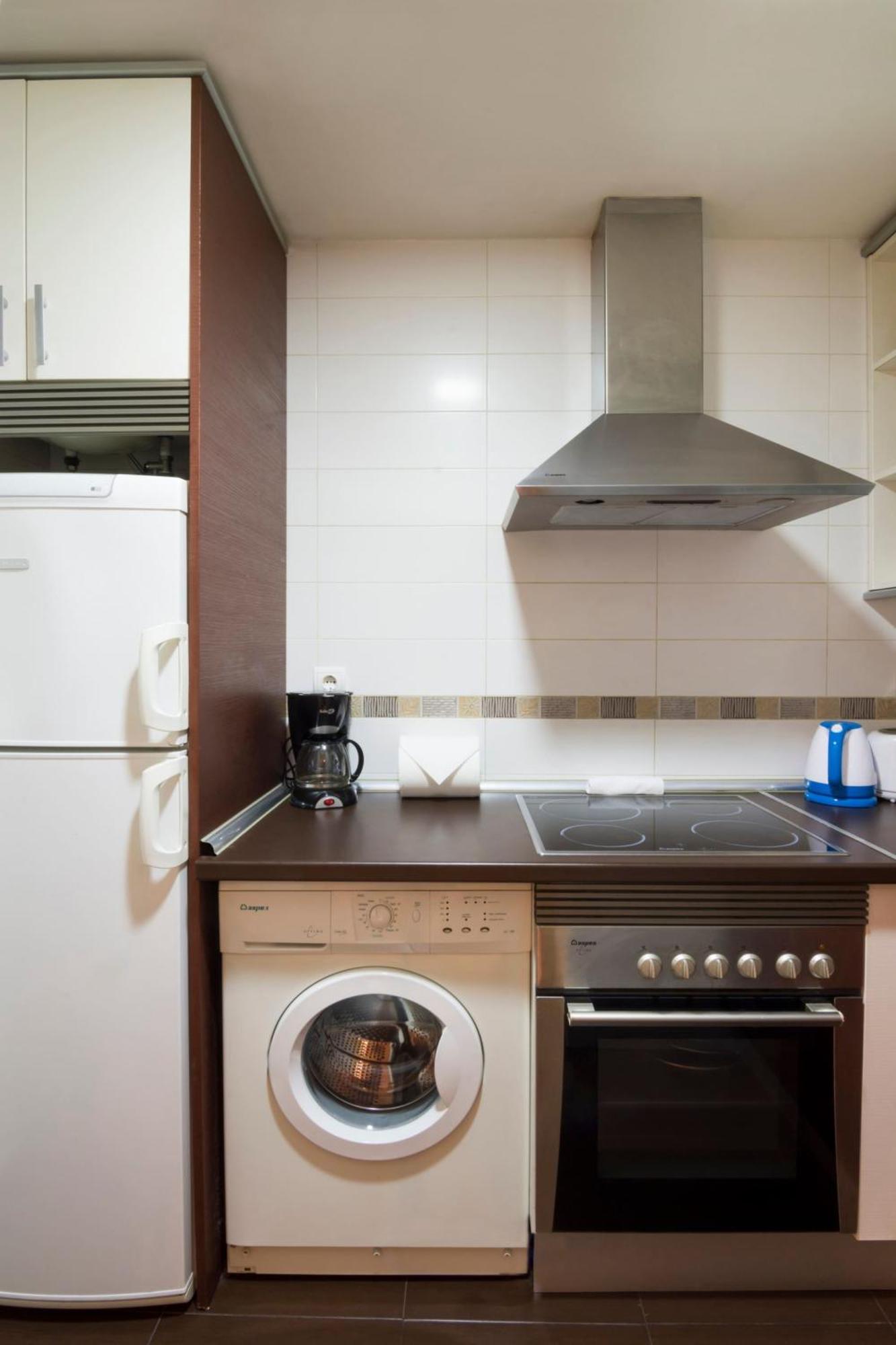Apartamentos Day Madrid San Antonio Centro Gran Via Sol Malasana Eksteriør billede