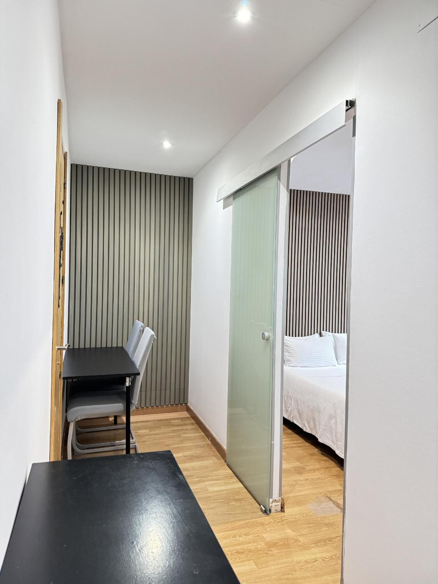 Apartamentos Day Madrid San Antonio Centro Gran Via Sol Malasana Eksteriør billede